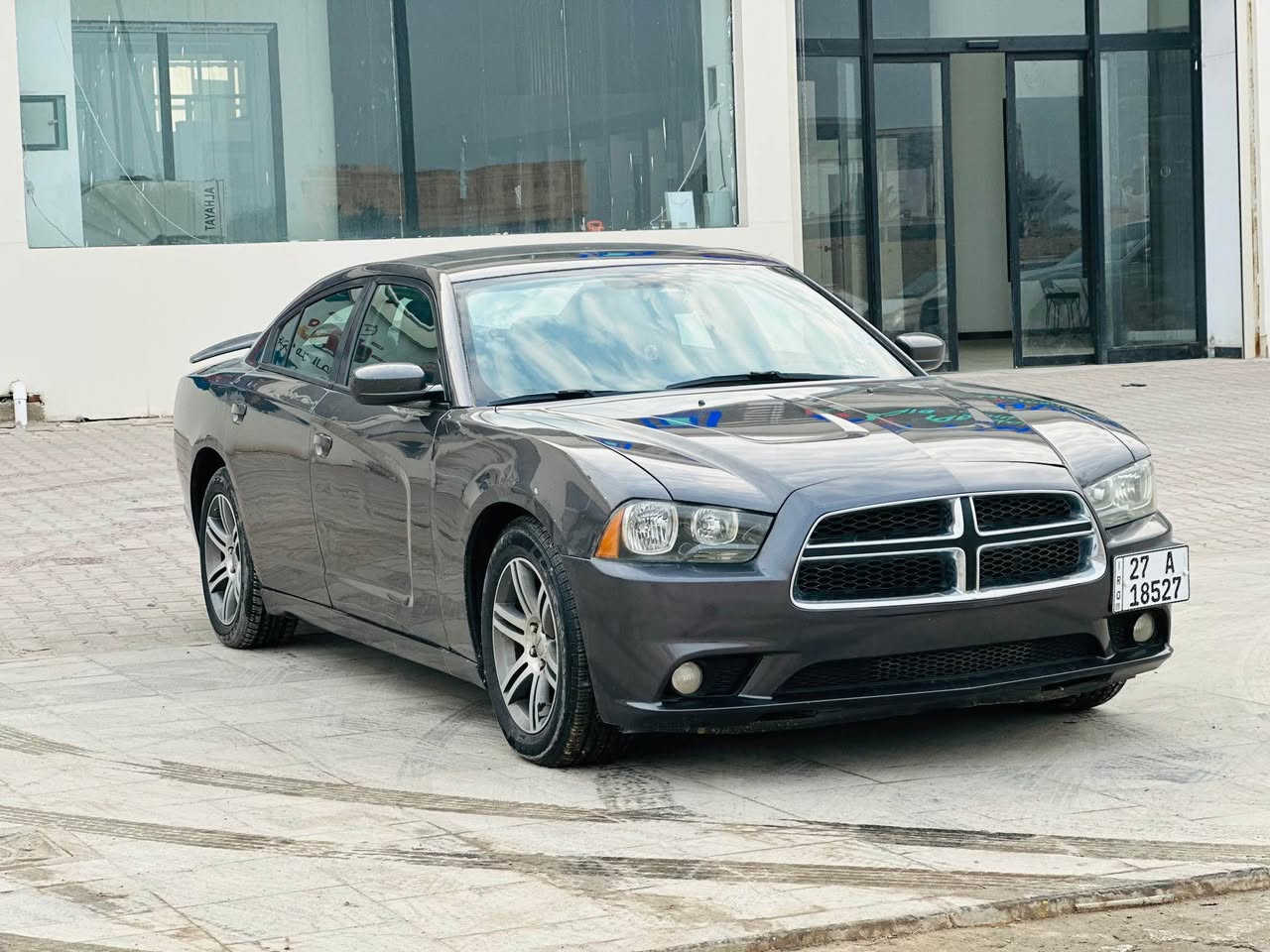 جارجر موديل 2014 وارد  أمريكي سعر 142وبيه مجال بسيط حادثه جاملغ وبنيد بدون دواخل مكفوله من ضربه وصبغ مواصفات سياره شاشه كبيره تحكم ستيرن مثبت سرعه كشنات جلد كهربائي سياره بصمه مكينه كير مكفولات حداده جديده مكان السياره ذي قار سوق الشيوخ *********** ناصرية, ذي قار
