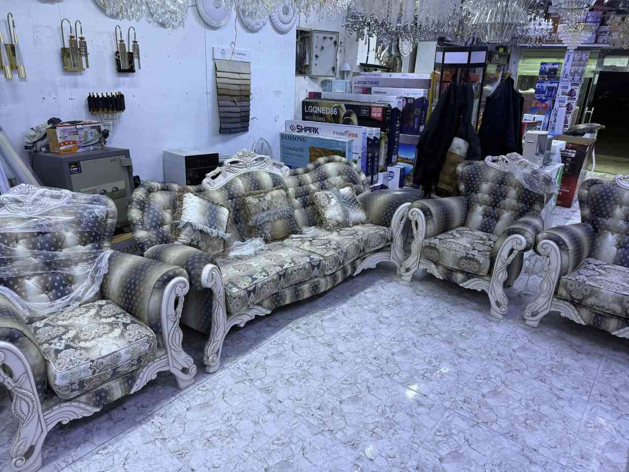 بيع سريع
تخم تركي 10 مقعد قنفتين و 4 كراسي السعر مليون ممستخدم جديد
***********
