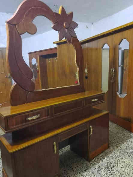 بلااااش 😍👈 لليريد حار ومكسب ورخيص 👇 غرفه كامله 6 بيبان تزكام صاج عراقي مال عماره وكلللش نضيفه ومابيها اي ضرر ولا نقص والسعر 375 فقط تصفيه محل شراي اتصل عالرقم *********** ميسان حي شهداء
