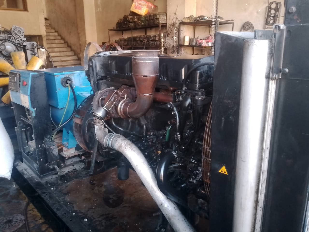 بسم الله ما شاء الله نوفر لكم فولفو اف ام اوروبي 350kva فولفو 111 150 kva التواصل


**إذا كنت صاحب هذا الإعلان وتريد حذفه لأي سبب، رجاءا أرسل رسالة إلى الدعم الفني**