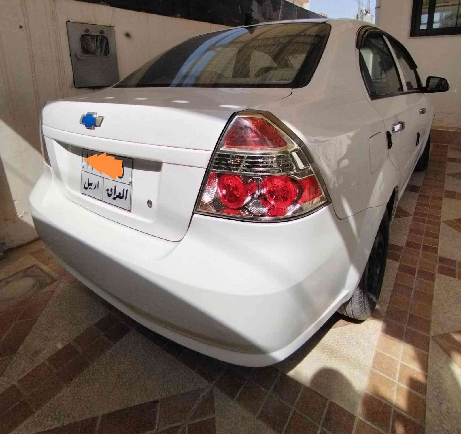 سلام عليكم سيارة شيفروليت أفيو موديل ٢٠٠٧ رقم اربيل كير اوتوماتيك وكهربائيات كلها شغالة وايباد والسيارة نظيفة، بي صبغ بونيد وجاملخ بدون دواخل والباقي كله بشرط السعر ٦٥  مكان السيارة اربيل او الموصل  وهذا الرقم للتواصل ***********
