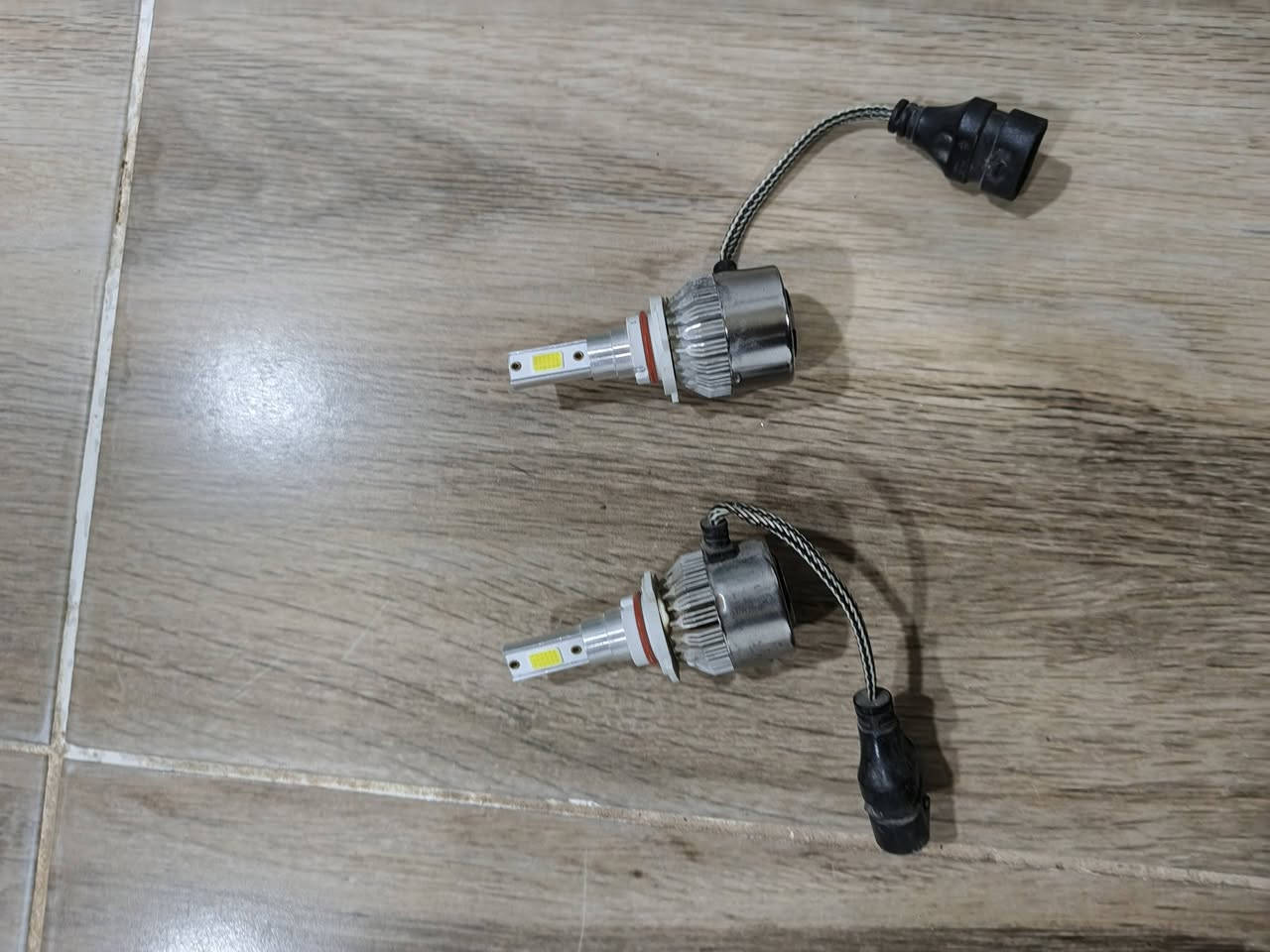 ئەم ئەشیایانەم هەیە بۆ فرۆشتن عەیبو عاریان لە رەسمەکە دیارە بەس هیچی وانین هەموی ۳۰ هەزار هەرکەس ویستی لەخزمەتیام ئەدمین 🌹


**إذا كنت صاحب هذا الإعلان وتريد حذفه لأي سبب، رجاءا أرسل رسالة إلى الدعم الفني**