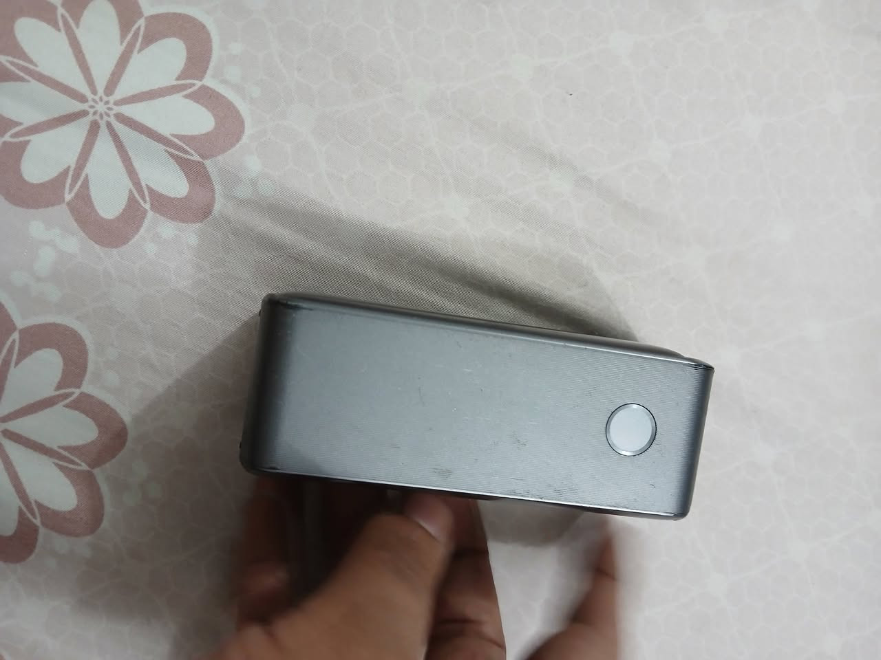 السلام عليكم باور بنك  انكر  تفاصيل واضحة بالصور 
السعر ٧٥وبي مجال 
مستعجل ع البيع


**إذا كنت صاحب هذا الإعلان وتريد حذفه لأي سبب، رجاءا أرسل رسالة إلى الدعم الفني**
