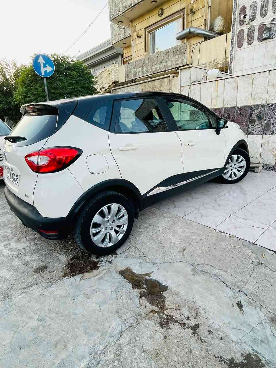 رينو كابجه ر موديل 2016
به شه رتي 10فيتره گير به شه رت. مه كينه به شه رت 
سه نه وي تازه يه به ياني بكه به نيوي خوته وه
جوار جام كاره با. زينون    به سمه  ناو كرمي    به س ده ركاي  دواوه سبوخه به بي اوه ي ناوي كردبيت تايه ي تازه يه  جركه ي تيا نيه سيرفزي تازه بو كراوه     سعري ٨٥$
***********
