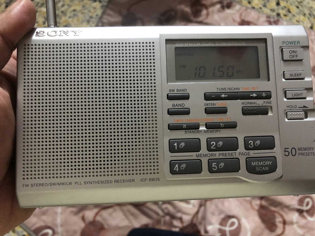 السلام عليكم راديو سوني موديل ICF-SW35 باحث وخازن للمحطات كل الموجات نظيف جداً للبيع مكاني بغداد وعندي توصيل 
السعر خاص


**إذا كنت صاحب هذا الإعلان وتريد حذفه لأي سبب، رجاءا أرسل رسالة إلى الدعم الفني**