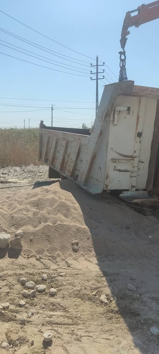 بدي مايلر طوله 4 و 80 بدي حلوو ومرتب ونج جديد جان على البي كرواتي الماني السعر 23 ورقه وبي مجال العنوان ذي قار الشطره الشراي يتصل ***********
