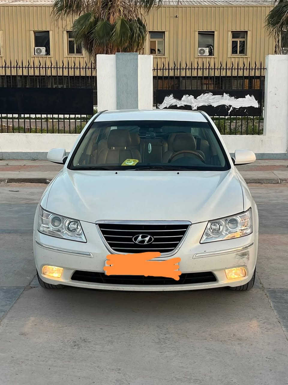 السلام عليكم
السعر ٩٥ وبيها مجال بسيط 

للبيع سوناتا ٢٠١٠ خليجية

رقم بغداد بأسمي تحويل مباشر مكينه ٢٤٠٠ دوش المرغوب

بيها جاملق وباب صبغ بدون اي دواخل ماشيه ١٣٠ حقيقي السياره بالكارتون تبريد ثلج كير مكينه حداديه لايت زنون

الاتصال عالرقم ***********

شباب.... رحمه لهلكم اني مكلف بالنشر اتصل على الرقم أو تدلل...
