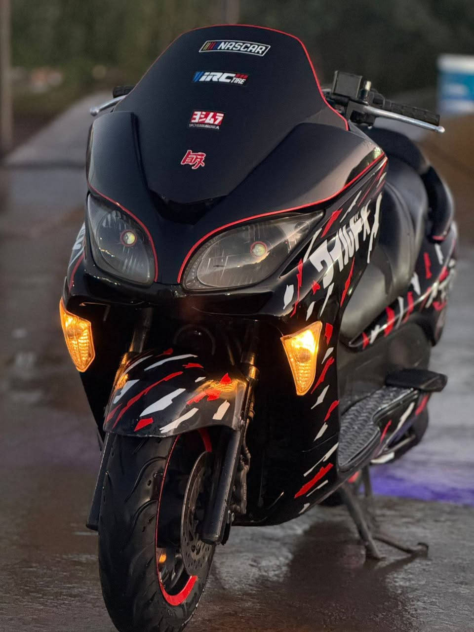 السلام عليكم ورحمة الله دراجة فورزه 0 9 عميه بلاد دراجة صلوات على محمد ترايك لسليمانيه الدراجه موشمه للجمال كفرات نضافتهن 90 100 جيب وياك فيتر وافحص مكاني بغداد *********** مستعجل حيل على بيعتها عندي عمليه الله شاهد
