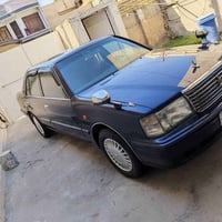 تويوتا • كراون • راس الثور • سيارة • موديل 1996 • محور يسرة • رقم بغدا...
