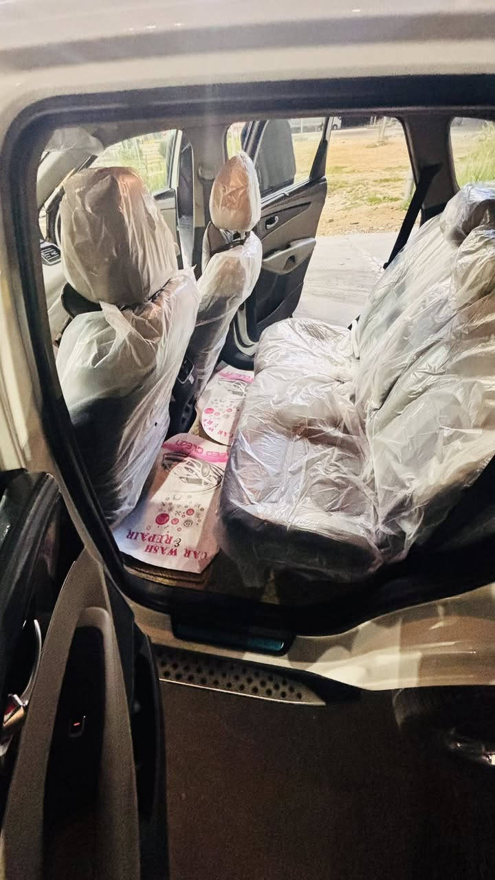 سورنتو2020
مواصفات 

كشنات كهرباء 

جنطه كهرباء

ماشيه 95 حقيقي 

سبعه راكب 

مكينه 3500 V6

شفتات سترين
ويل 19
نظام ترحيب عند قتراب البصمه

حساسات امامي خلفي

لد نهاري

بصمه ابواب

لايت زنون بلادي اربع عدسات 

رقم بغداد 

السياره مكفوله عده شخط باب جهت السايق ومكحل 

السعر 260 بيه مجال

مكان بغداد 

رقم ***********
