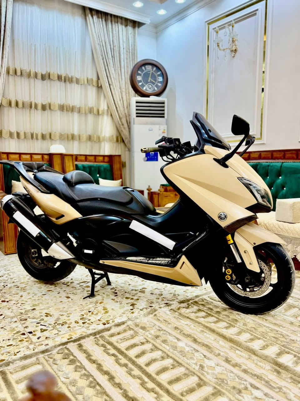 سلام عليكم تيماكس 2017 عله صور المزاد لا صبغ ولا شخط الون المميز وبس هاي القطعه 

مكاني واسط ***********
