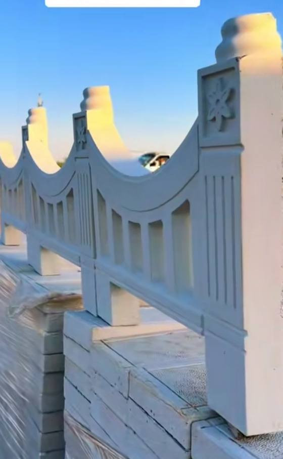 السلام عليكم.يتوفر ثيل هندي.فرنسي.ايطالي.درجه اولى
يتوفر لاين حدائق بالنقشه العراقية. والاماراتيه
ويتفر كادر عمل الاستفسار *********** الخاص مفتوح
