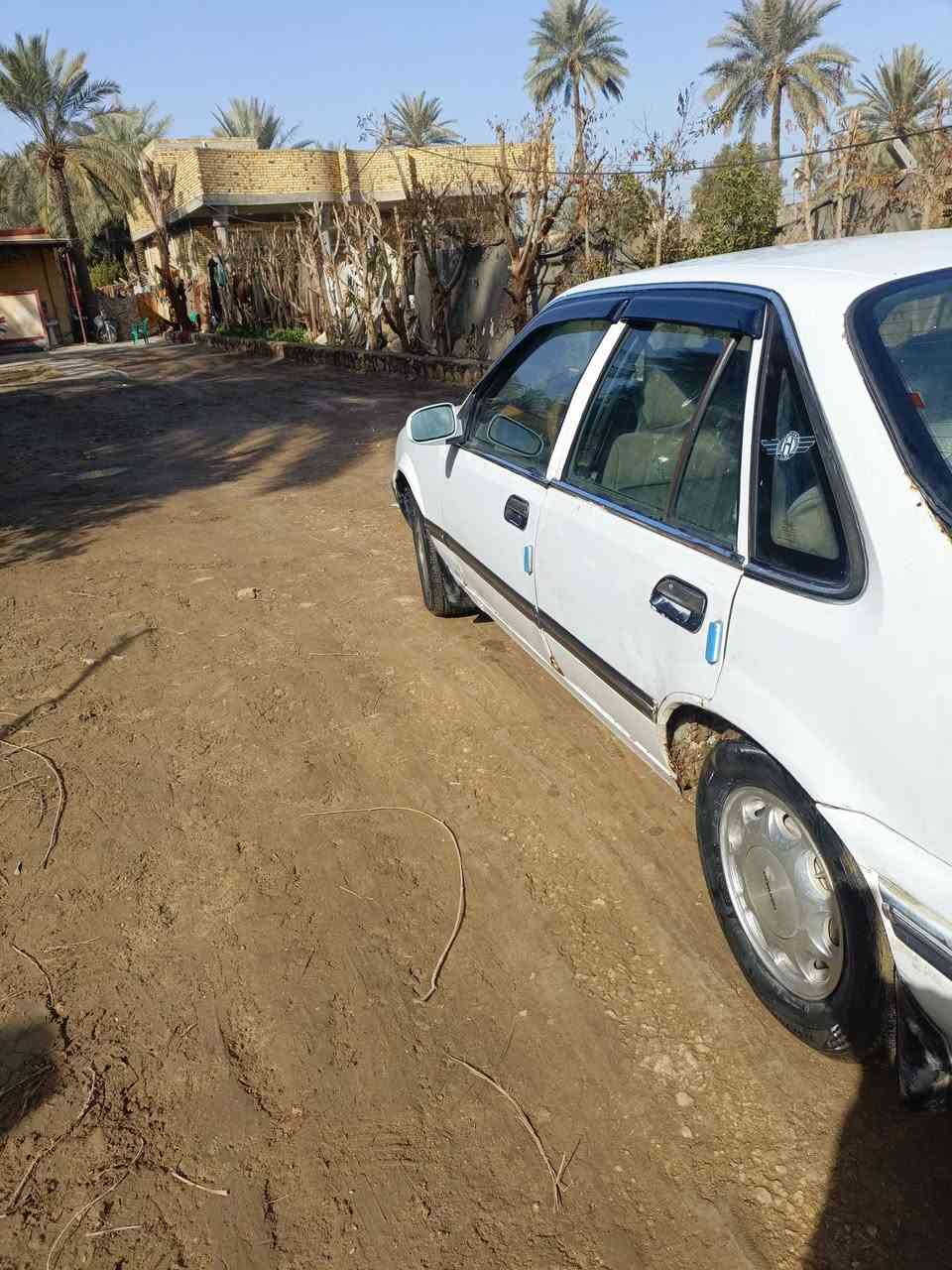 السلام عليكم دايو برنس 95سياره كامله كهربائيات كلهه شغاله كير نظيف جدا محرك نص عمر وين متريد امشي بيهه ماسحات زراكات بك لايت جنطه دكمه شغاله كلها تشتغل باقي تفاصيل الاتصال وسعر 24 وبيها مجال للطيبين ***********==***********
