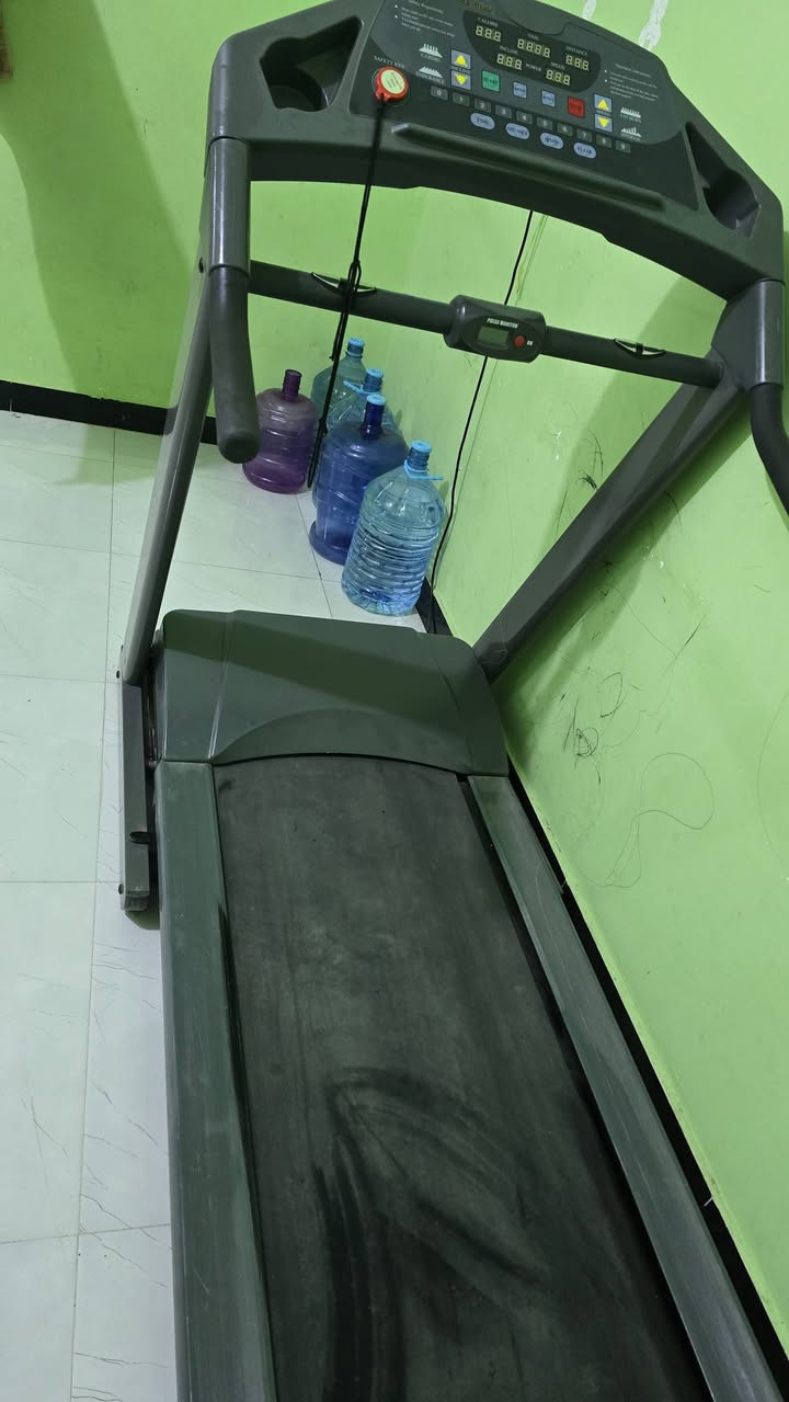 جهاز جري نظيف سعره 400 الف مع التوصيل


**إذا كنت صاحب هذا الإعلان وتريد حذفه لأي سبب، رجاءا أرسل رسالة إلى الدعم الفني**