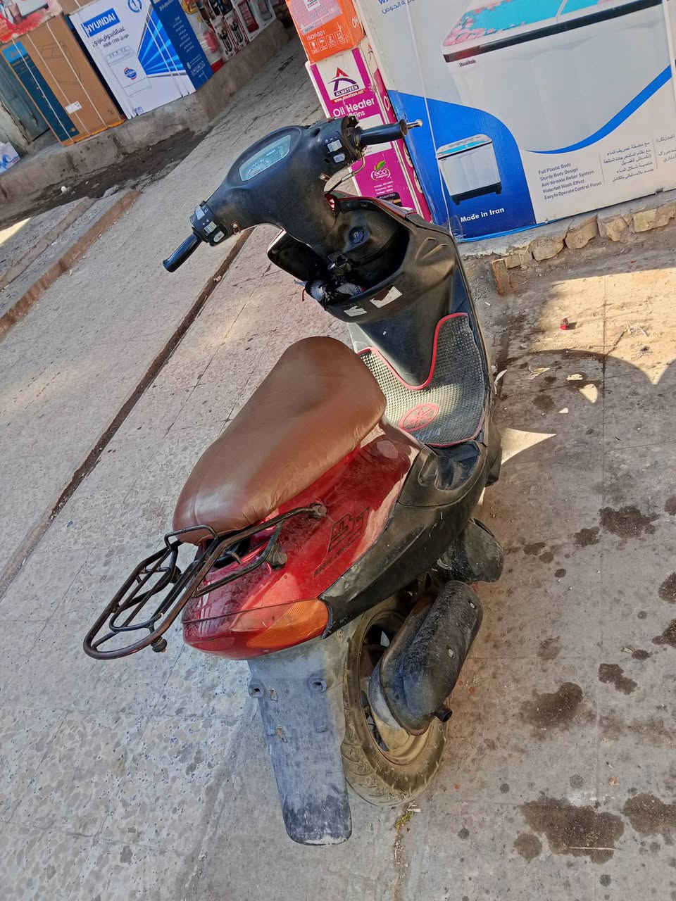 سلام عليكم دراجه حلوه ونضيفه مامفتوحه دراجه تمشي 100 الدراجه ناعمه العنوان بصره رقم وات ساب *********** السعر 350 وان خام لطيبين
