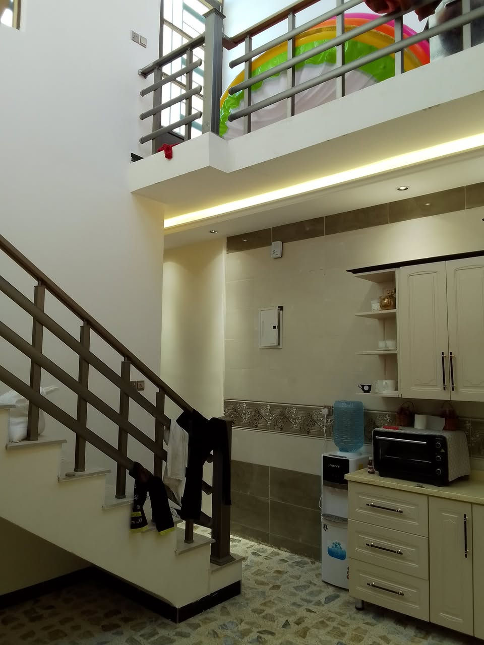 سلاام عليكم بيت ١٠٠ متر زراعي منطقة ظباط ثانيه بيت جاهز وشغل درجه أولى لاستفسار ***********
