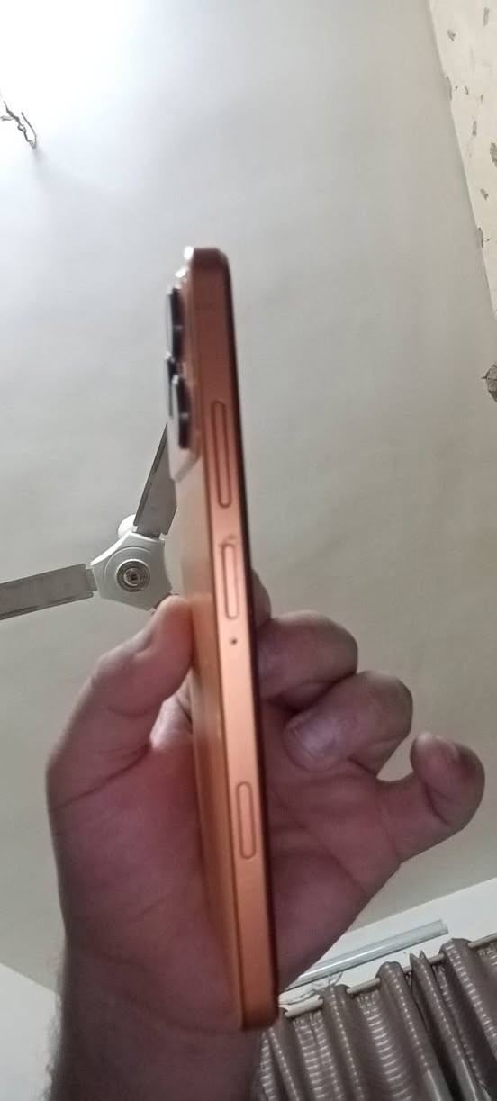 ئایفۆن ١٧ برو ماكس كوبي 
ذاكرة ٥١٢
جديد للون برتقالي شحن تايبسي في أربيل وعدي توصيل محافظات سعره ٨٠فقط بيع مستعجل وشرط موبايل مابيه شي جديد
بیرگەی 512
تازە بۆ ڕەنگی پرتەقاڵی بارکردنی تایپسی لە هەولێر و بەرواری گەیاندنم هەیە بۆ پارێزگاکان نرخەکەی 80 ساڵە تەنیا فرۆشتنی بەپەلە و مەرجی مۆبایل هیچ شتێکی نوێ نییە


**إذا كنت صاحب هذا الإعلان وتريد حذفه لأي سبب، رجاءا أرسل رسالة إلى الدعم الفني**