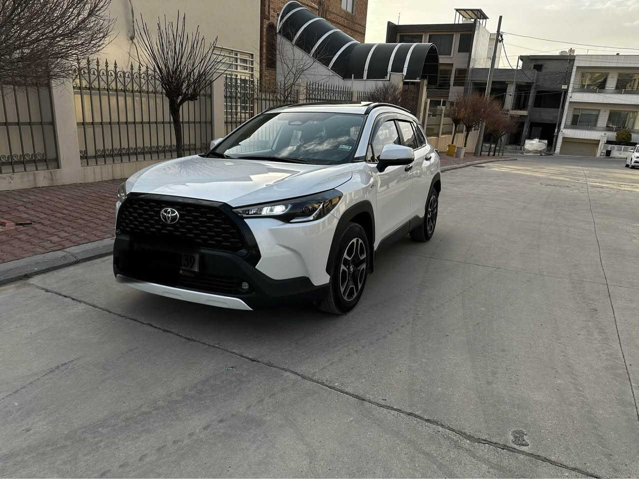 كرۆلا كروز مۆدێل ٢٠٢٤ 
سەدەفی
هایبرد
گێچ ئەلەكترۆنی
تەبرید مەركەزی 
ڕاداڕ
خەتی جادە 
سڵایت
كامیرە
شاشە كارپلەی
ئۆتۆهۆڵد
بەسمە
ڕەقەم سلێمانی  ١٢٠٠٠ كم ڕۆشتوە
سەیارەكە دەعامی بۆ دەعامی بەشرتە بێ شوخت و بێ چاڵوچوچۆڵیە وەكامل جوانكاری بۆكراوە السليمانية, العراق


**إذا كنت صاحب هذا الإعلان وتريد حذفه لأي سبب، رجاءا أرسل رسالة إلى الدعم الفني**