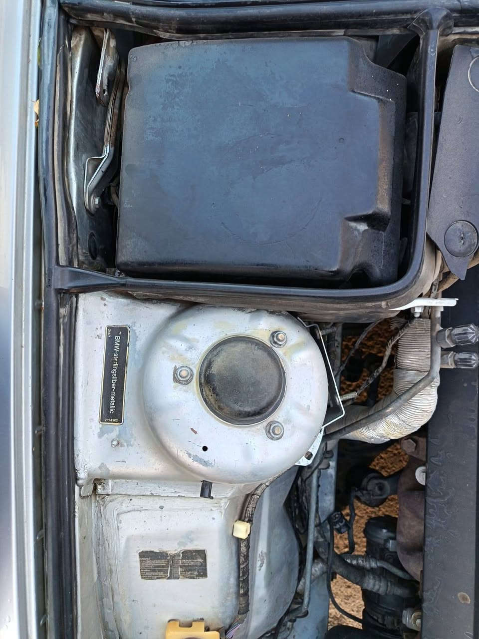 وهاذا رقم صاحب السياره 

***********
