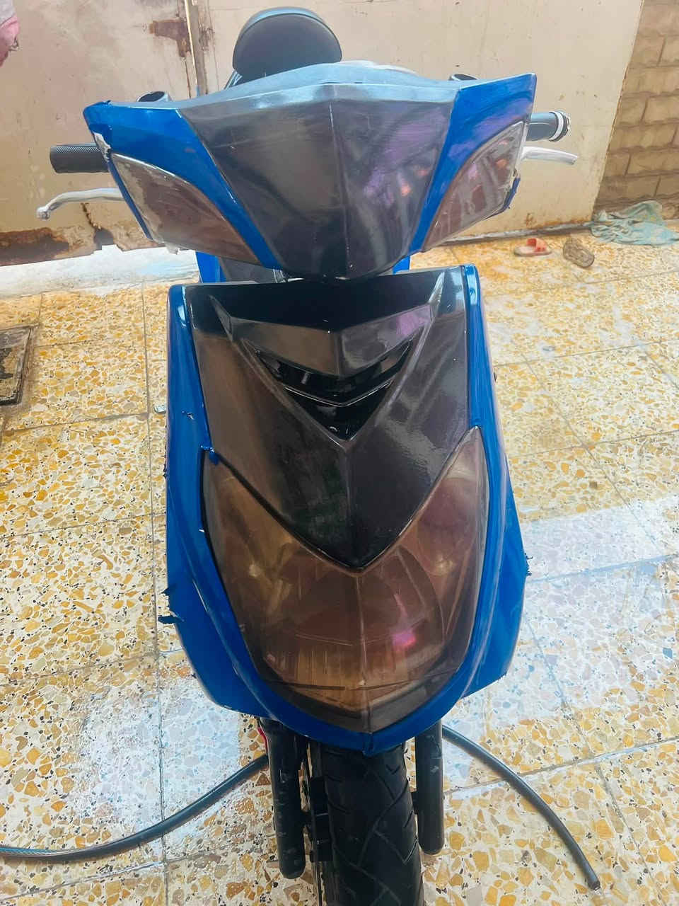 سلام عليكم سكنس فحل لبيع  دراجه شلعه ومعدل هاون كهربائيتها كلهن شغاله دراجه بوشته 59دراجه نوزل طلاعات تزويد قاعده مال رقم قبق بانزين تجوه رياضيه بكلايت خلفه رياضي بكان لدراجه مدينت مدينت تقاطع لكياره لسعر 375 وبيه مجال رقم ***********.
