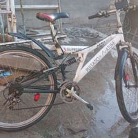 بايسكل للبيع. ب 65 وبي مجال. البايسكل مامتعوب متروك فوك السطح. محتاج ا...