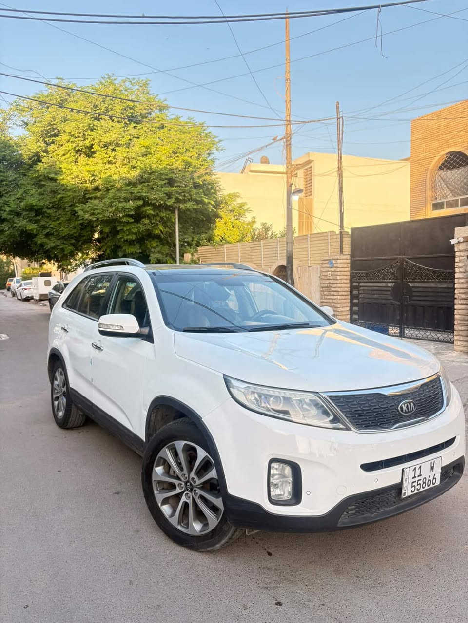 سورنتو خليجي ٢٠١٤
محرك ٤سلندر ٢٤٠٠
بنوراما 
مري كهرباء كشن سايق كهرباء 
سبعة راكب ثلاث قطع تبريد 
رقمها شبه مميز 
ماشيه ١٧٠ الف 
رقم مشروع وطني الجديد 
سعرها 145$ وبيها مجال 
مكاني بغداد 
للتواصل ***********
