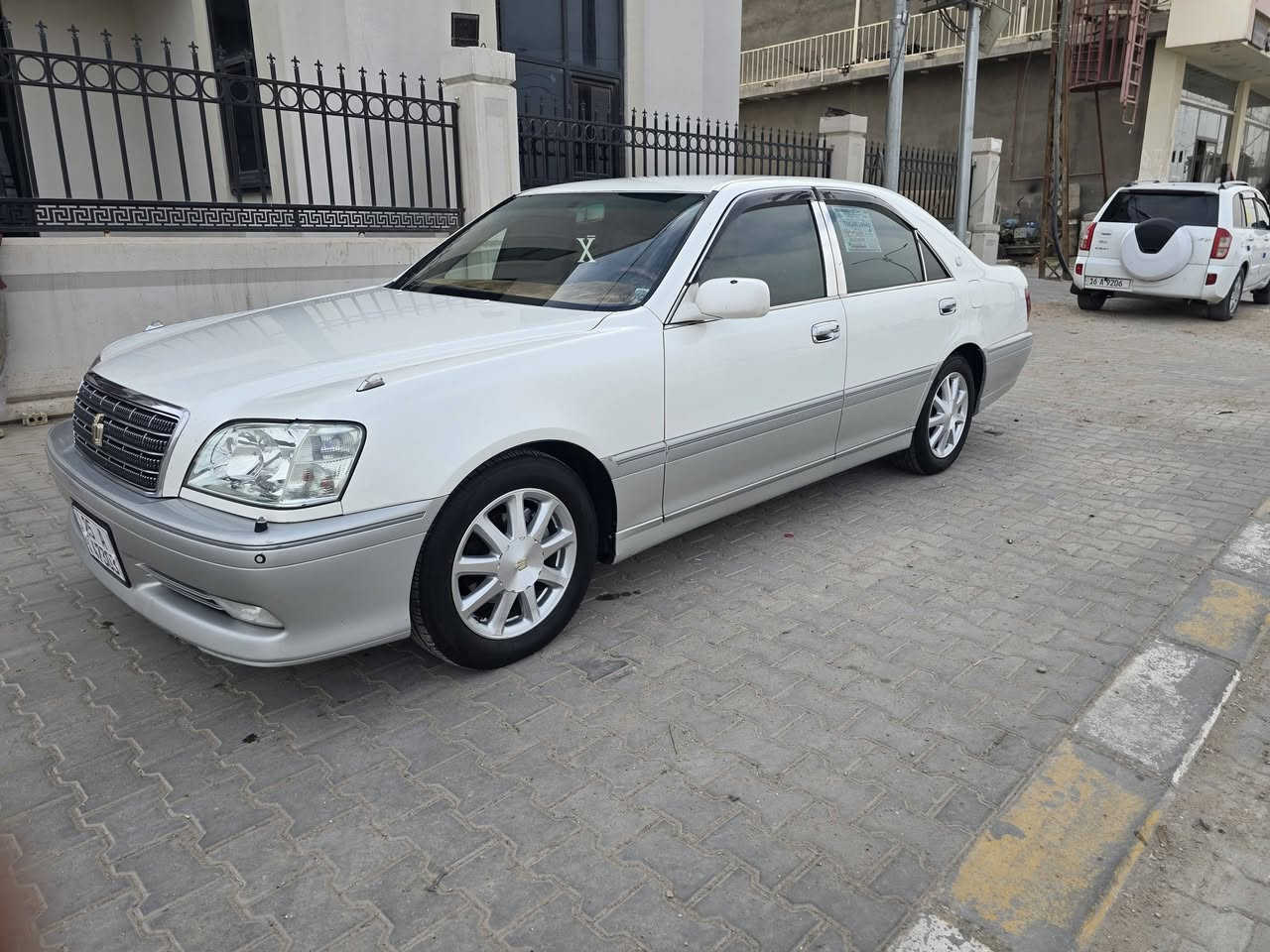 ملكه 2003 للبيع
فول عده الفتحه
4 دكم السياره كفاله حته من الصبغ رقم انكليزي كركوك بسمي سنويه لل ٣٠ 
 السعر 160ورقه  عنواني نجف للاستفسار الاتصال على ***********
