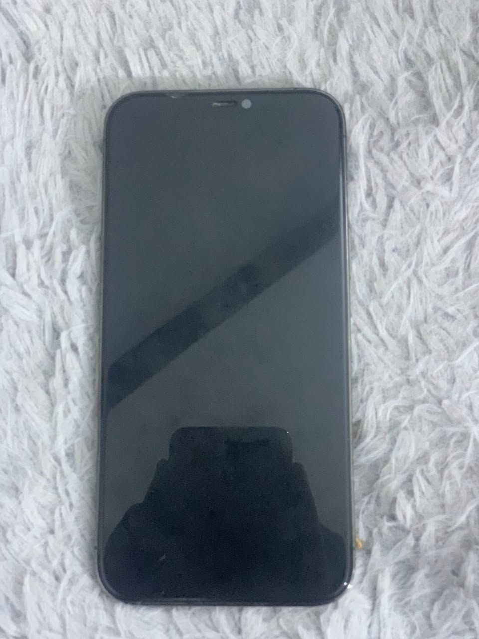 سلام عليكم 
للبيع جهاز 12 برو ماكس جاهز نظيف شرق اوسط وما مفتوح الجهاز 
بطاريه 79
ذاكره 128
سعر الجهاز 450 
الاستفسار 
***********
