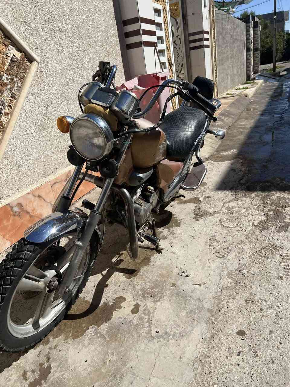 دايلم للبيع السعر 400 اليحب يتصل ***********
