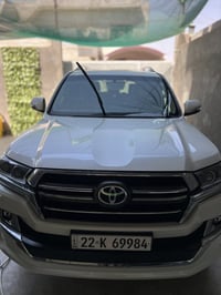 لاندكروز كراند تورنك • ٢٠٢٠ • ٤٤٠٠٠ كم