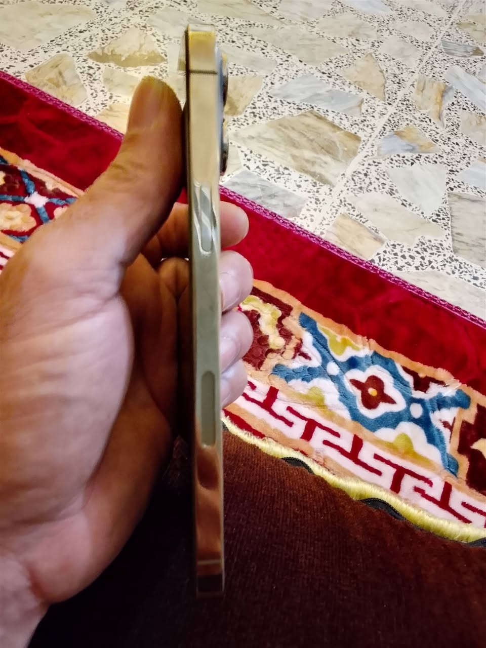 13برماكس ذاكره 256مبدله بطاريه جيده فقط امريكي ضهره امفطر 450الف سعره مكاني بغداد مدينه الصدر ***********
