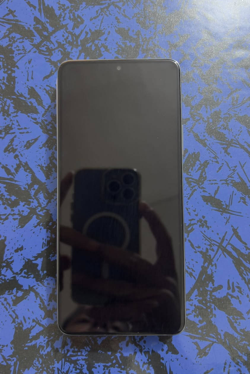 السلام عليكم جهاز هونر للبيع استخدام بيت كلش كلش نظيف ومكفول من الفتح والصيانه جهاز شخط مابيه مكاني بابل ناحية الطليعه شراي راسلني او اتصل ***********
