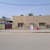 ٤٢٥م • واجهة ١٨م • مركز صحي الرازي