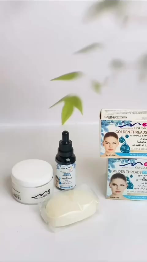 ✨👑 بكج الخيوط الذهبية 👑✨ 
سرّ النضارة والجمال بعلبة وحدة بس!

إذا تريدين بشرة مشدودة ✨ صافية ✨ ومتلألئة مثل الذهب 
هذا البكج معمول إلج خصيصًا 💛

💎 سيروم الخيوط الذهبية 
يشد البشرة ويقلل مظهر التجاعيد من أول استخدام ✨

💎 كريم الخيوط الذهبية 
ترطيب عميق + تفتيح تدريجي + نعومة حريرية 💛

💎 صابونة الخيوط الذهبية 
تنظيف عميق وتفتيح ولمعة طبيعية تخلي بشرتج تبرق ✨
🔥 يقلل التجاعيد 
🔥 يمنح نضارة فورية 
🔥 يساعد على التبييض والتوحيد 
🔥 ترطيب يدوم لساعات طويلة
المنشأ تايلاند الأصلي 🇹🇭
#اكسبلور #اكسبلور_فولو #


**إذا كنت صاحب هذا الإعلان وتريد حذفه لأي سبب، رجاءا أرسل رسالة إلى الدعم الفني**