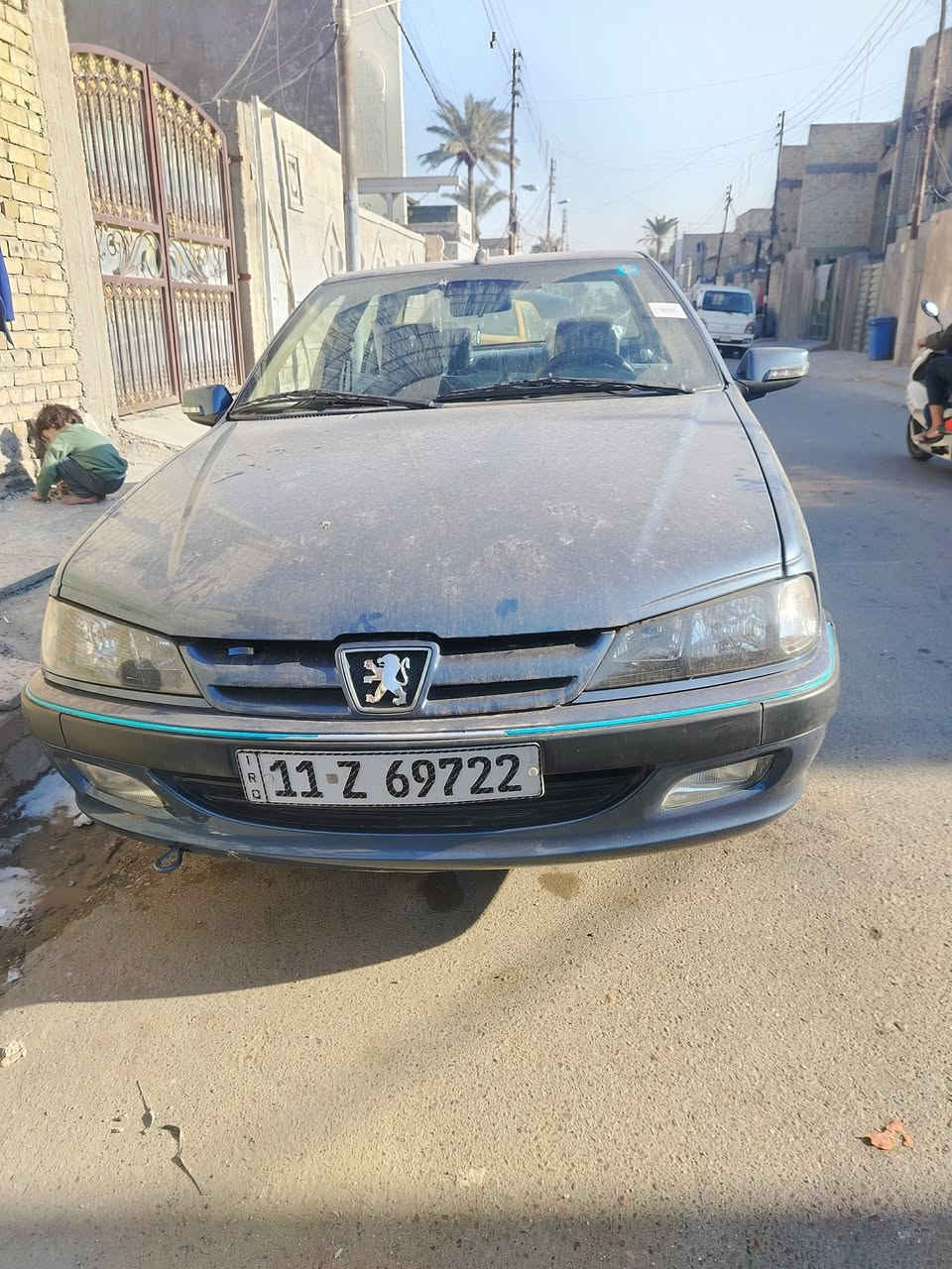 السلام عليكم مبارص موديل 25 السياره مقفوله من الرصعه والشخط رقم دولي سياره حره المكان بغداد السعر على الخاص رقم الهاتف***********
