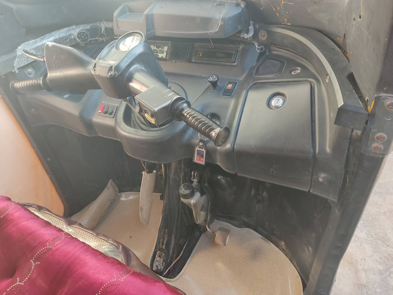 تكتك TVS موديل 18شهر11
تكتك معمرة خير من الله محرك 
اورااااق أوراق ملاحظه ماشي بل معاملة الرقم مكمل هزة وغرامة وسرقات فقط باقي بصمت الوكيل فقط ..السعر 3800
***********
