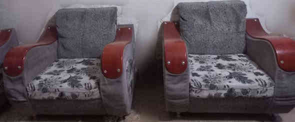 تخم ١٠ مقاعد (ثكيل ) 
السعر 200 الف وبي مجال
نضيف 
المكان كربلاء طويريج  
 رقم *********** كربلاء
