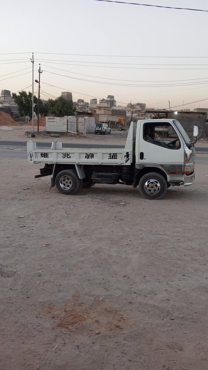سلام عليكم سياره عظم شاصي مفتوح موديل 91،،،مكانه نجف الاشرف عل حولي،***********
