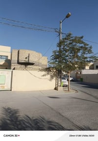 قرية الغدير الاولى 147 متر السعر 170 مليون 07826591445