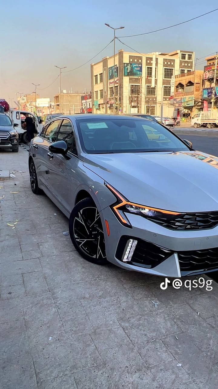 K5  موديل 2025
السلام عليكم 
GT line
وارد امريكي حادثه الحافه مال الجاملغ الخلفي فقط بدون دواخل بدون صبغ فقط كارت ع كد شبر بالجاملغ وبارد بالحافه مال صندوك  بدون ايرباك السياره رقم بغداد ماشيه 14 الف ميل محرك 2500 
مواصفاته
بصمه ابواب وتشغل 
تشغيل عن بعد
فور ويل درايف
بنوراما 
كشنات جلد اصلي اسود مطعم ب ابيض ختم جيتي 
الكشنات الاماميه تدفئه 
كشن السائق كهرباء 
سايد بريك بصمه
مود درايف 
شاحن واير ليس 
رادار امامي وجانبي وخلفي 
حساس امامي خلفي اصلي 
كامرا اصليه
تحكم مقود كامل 
صندوق ذكي يفتح عند الاقتراب من السياره 
لايت لد وبلوجكتر لد اصلي وبك لايت لد كامل 
وبعد المواصفات المعروفه بال K5 
للاستفسار اكثر الاتصال
***********
مكان بغداد
