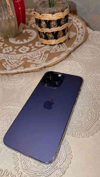 السلام عليكم 
ايفون 14 برو ماكس عربي شرق اوسط 
ذاكرة 256
بطارية 85
كارتونة وغراضة كاملة
السعر  850 
***********
