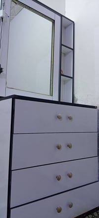 حي الاصدقاء • ديكور غرفة نوم