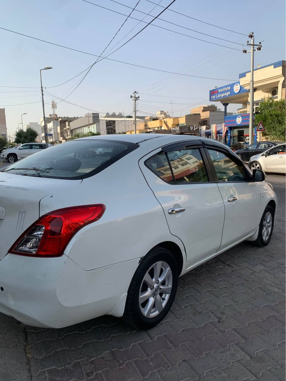 ▪️Nissan sunny 2012 ▪️
▪️شاشة ئایباد ، کامیرا ، دبل گێچ ▪️
▪️تەبرید مەرکەزی ، سوکان ڤۆلیۆم ▪️
▪️٤ جام کارەبا ، ویل کەپ ▪️
▪️پێشی کەپسە ، بێ ئێڕباگ ▪️
▪️سندوق سبوغ ، تەعدیلی کەمەک هەیە ▪️
▪️جەمپێکی پشتی هەیە ▪️
▪️گێڕ و مەکینە و تەبرید بەشەرت ▪️
▪️رەقەم و سەنەوی نوێیە ▪️

▪️نرخ ( ٧٩ $ ).  ▪️ أربيل, العراق


**إذا كنت صاحب هذا الإعلان وتريد حذفه لأي سبب، رجاءا أرسل رسالة إلى الدعم الفني**