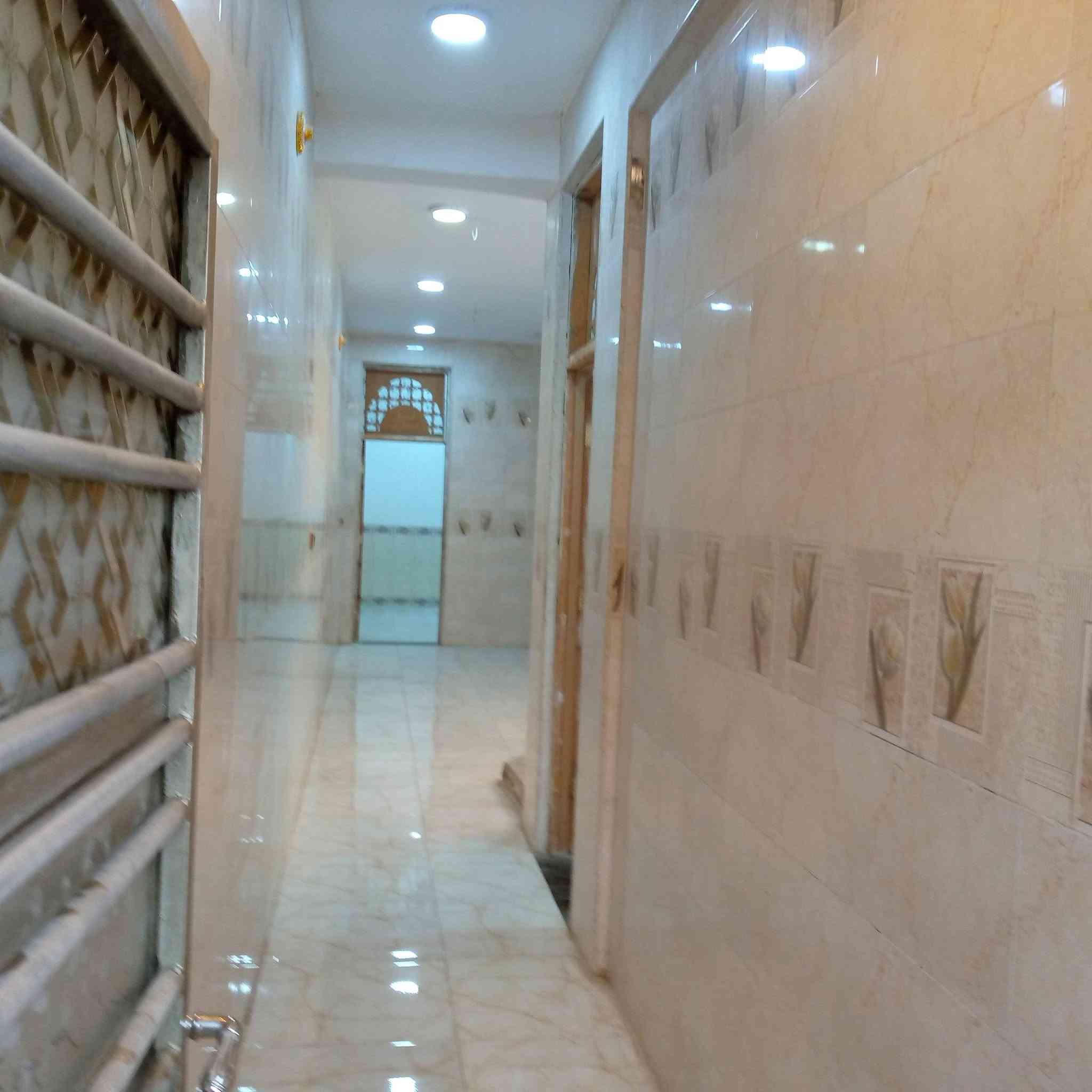 السلام عليكم بيت للبيع 100متر طابو صرف العنوان حله شارع 80 حي المصطفى الاتصال وتساب ***********
