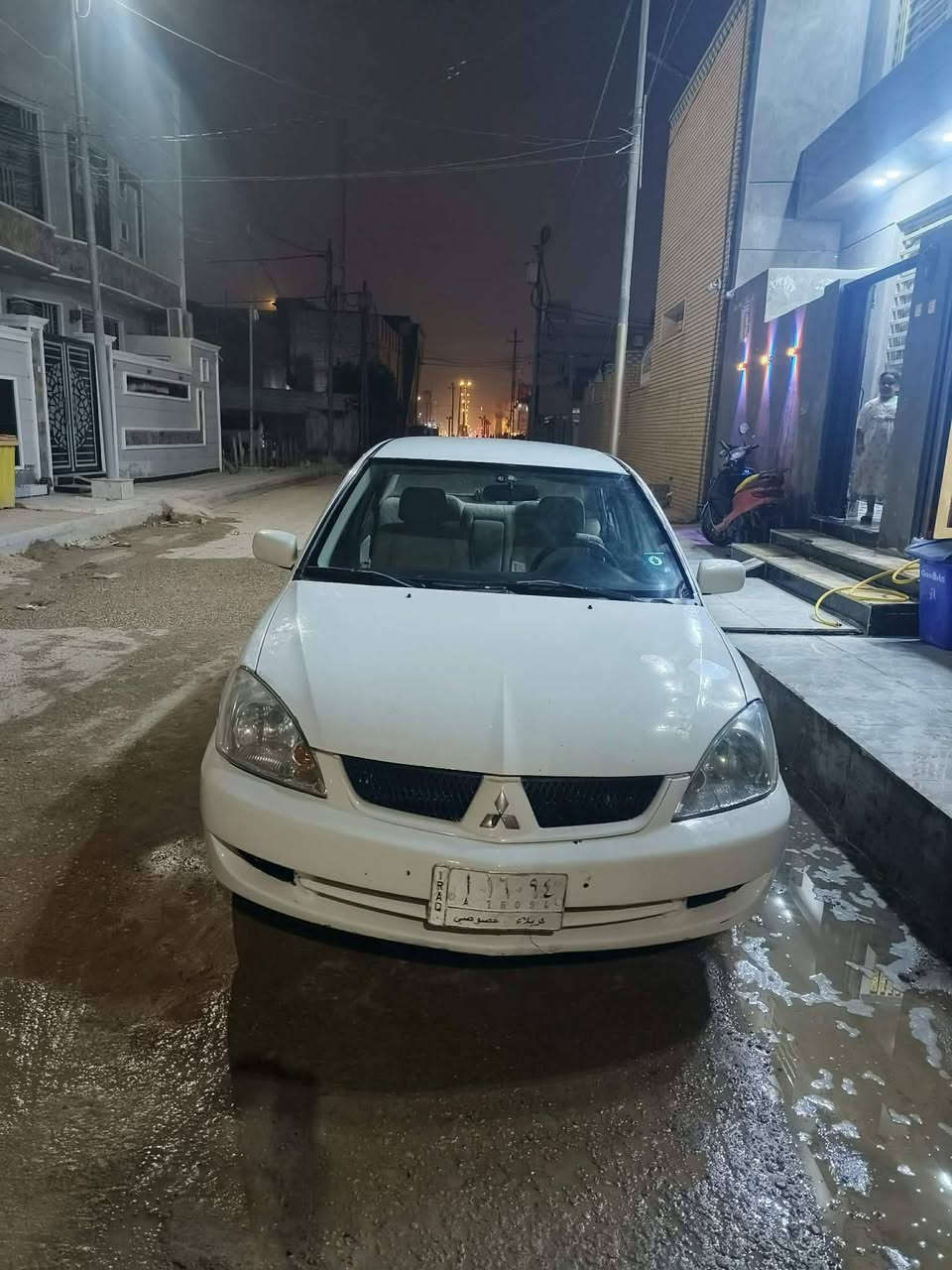 لانسر موديل 10
رقم الماني كربلاء 
سنويه جديده 
مكانه ديوانية مالك ديوانيه 
سياره نضيفه 
مكينه وكير حاويه 
تبريد ثلج
تخم تاير 
سياره مكفوله من لضربه 
بيه رشات صبغ قليله 
سعره 67 وبي مجال لشراي 
غير متواجد على الفيس
للاتصال على الرقم 
***********
