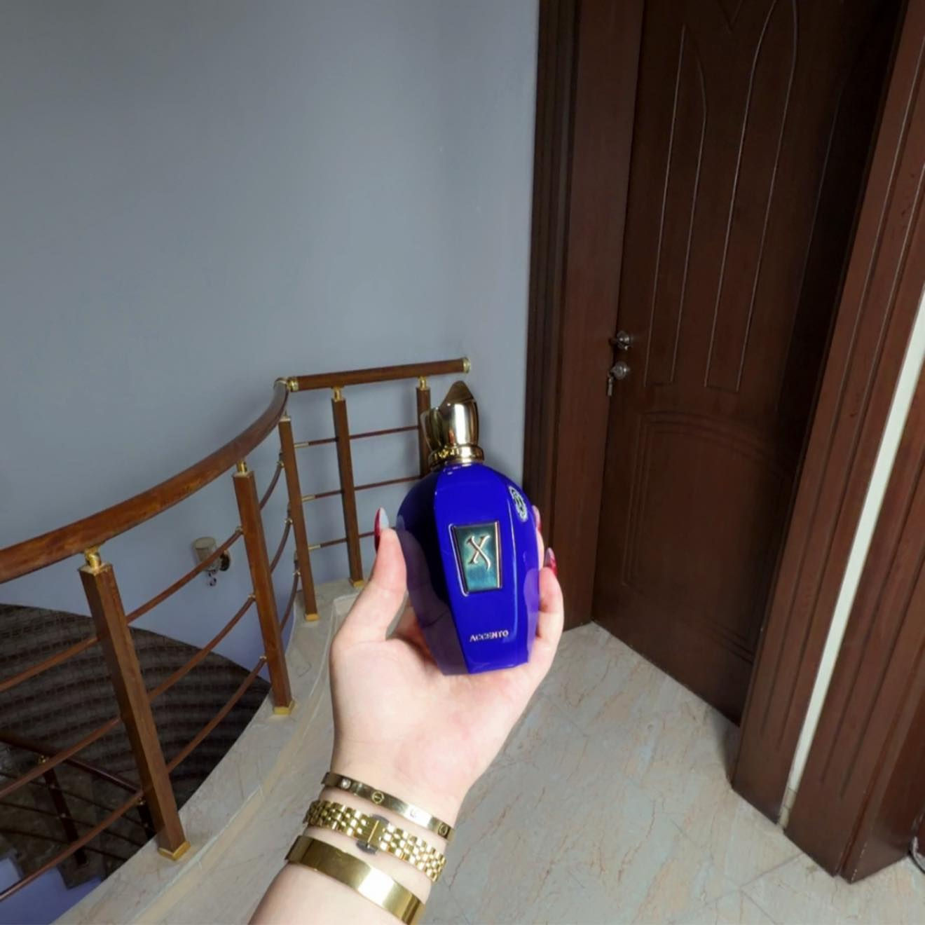 للبيع عطر Xerjoff Accento (البنفسجي) Unisex لجنسين 💜🪻
عطر أصلي 100%
الحجم 100ml يجي ويا البوكس الأصلي

الحالة: شبه جديد
مشتريته من أسبوع فقط
مستخدمة منه تقريبًا 30 رشة

سبب البيع
العطر ثقيل بالنسبة إلي ويسبب صداع احس ما يناسبني
السعر: 320 ألف


**إذا كنت صاحب هذا الإعلان وتريد حذفه لأي سبب، رجاءا أرسل رسالة إلى الدعم الفني**
