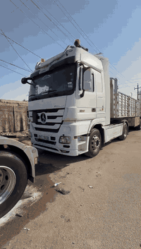 سياره للبيع موديل 2013
جاهزه تخم تاير دبل تانكي كفاله عامه 
مامتواجد عل الفيس الرقم الاستفسار ‏‏‪***********‬‏
