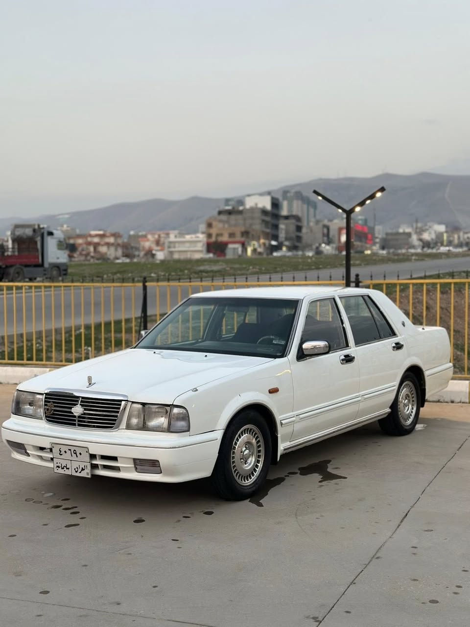 سڵاو برادەران نیسان سیدریک 2001 سەنەوی تا2027 تازەیە مەکینەی نەکراوەتەوە بەشەرت بێ دوکەڵ بەشەرتی ئەوەی هەڵمی نەبێ  بۆیاخی یەک پارچەو سێ بستی بۆ نیدەکە لەگەڵ دوو پەڵ لەسەر ساخی بێ دەعم بەشەرتی ئەوەی چەکوشی پێوە نەبێ  سەیارەکە تا بڵێیت جوانە لە رەسمەکە چۆن لوە جوانترەسەعری 63 گەڵەو معامەلە رەقەم تەلەفۆن :*********** ئەدمین.❤️280 هەزار رۆشتوە❤️.
