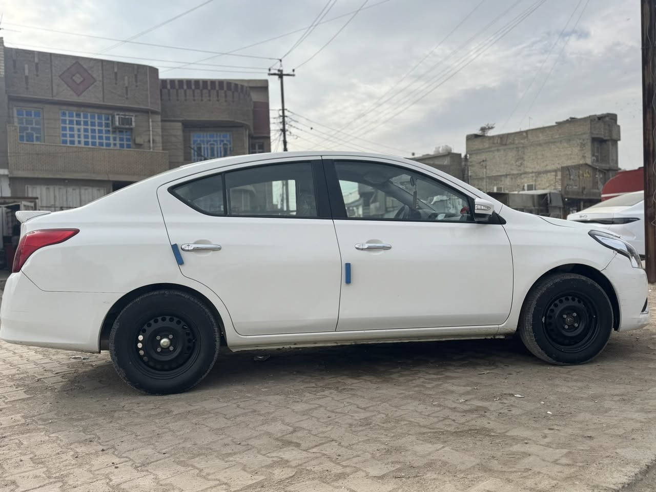 نيسان صني موديل 2024ماشيه 70رقم اربيل باسمي مكاني بغداد سياره كفاله من الصبغ كير مكينه كفاله 
***********
