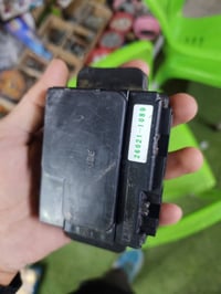 قاعده فيوزات كاوسكي ٢٠٠٤ شرط الشغل مابيها اي خلل ب ٤٠ قفل 07810181312